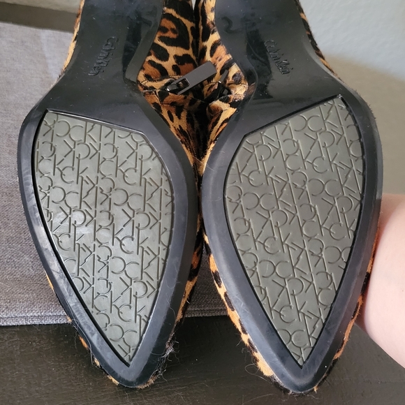 Calvin Klein Calf Hair Leopard Shooties - Picture 3 of 4
